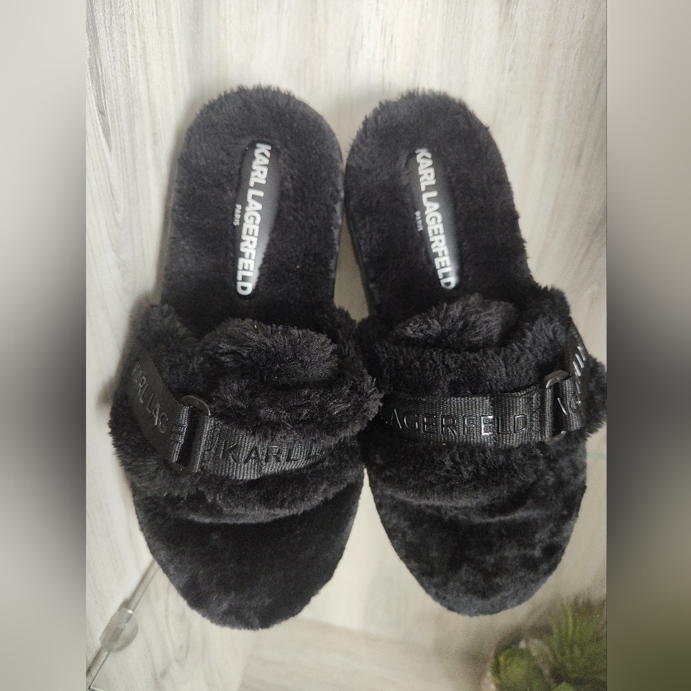 Karl Lagerfeld Black Fuzzy Slides Sz 7.5/8 New No Box